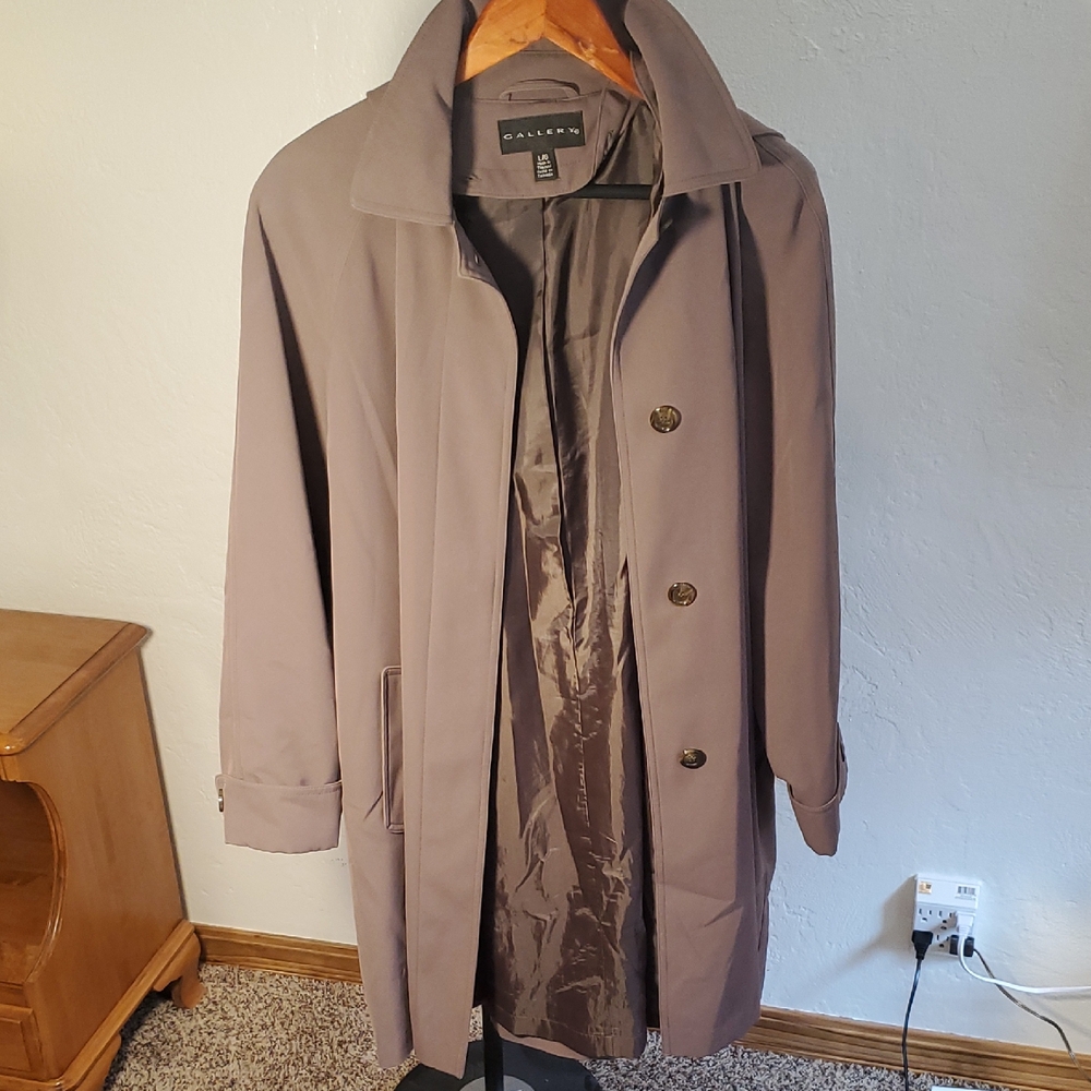 Gallery Classic Beige Overcoat - image 1